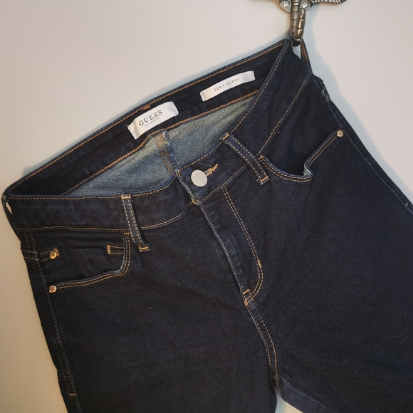 Guess Sexy Curve Jeans - Picture 4 of 11